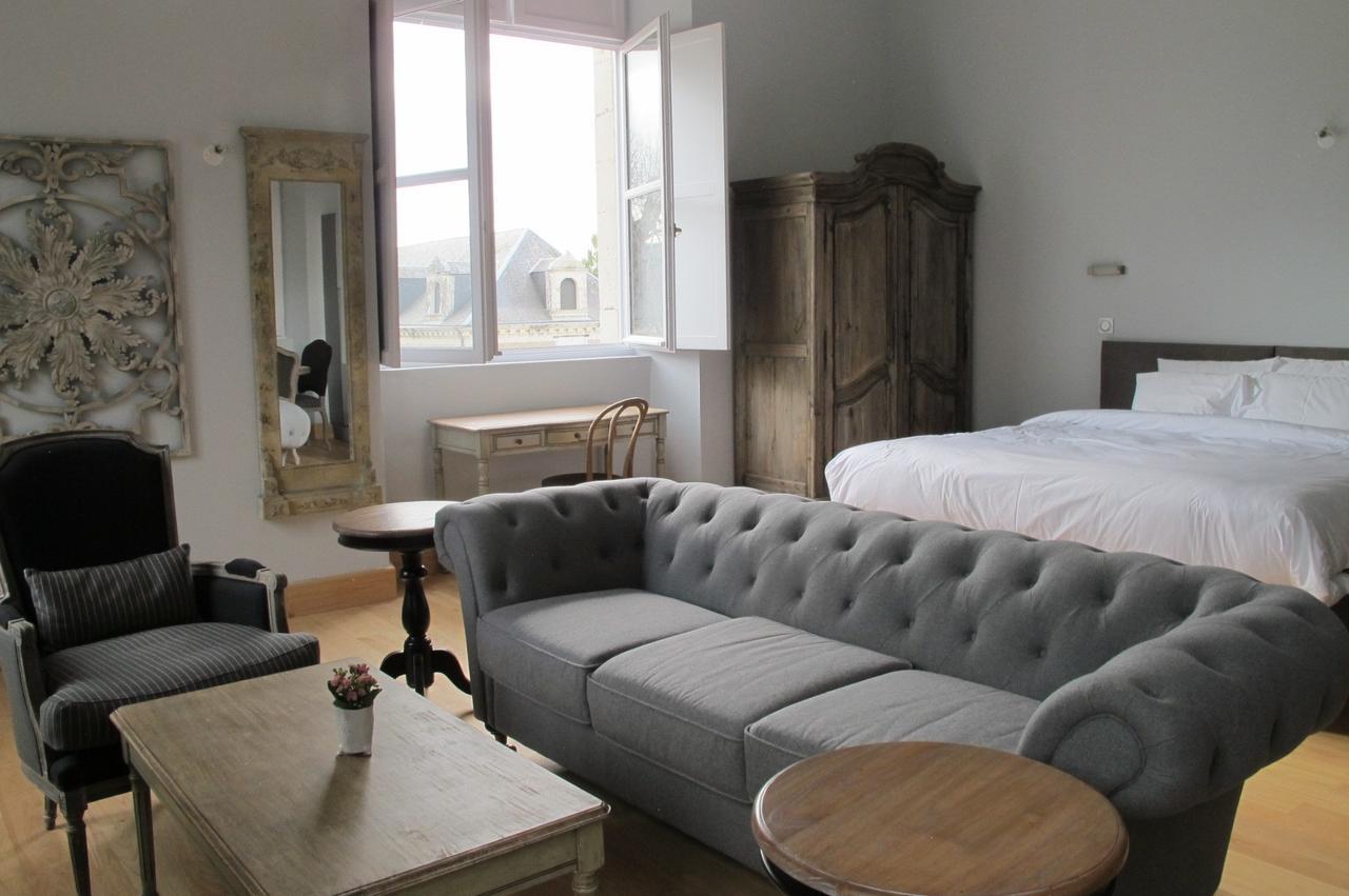 Chateau De Jalesnes Vernantes Zimmer foto